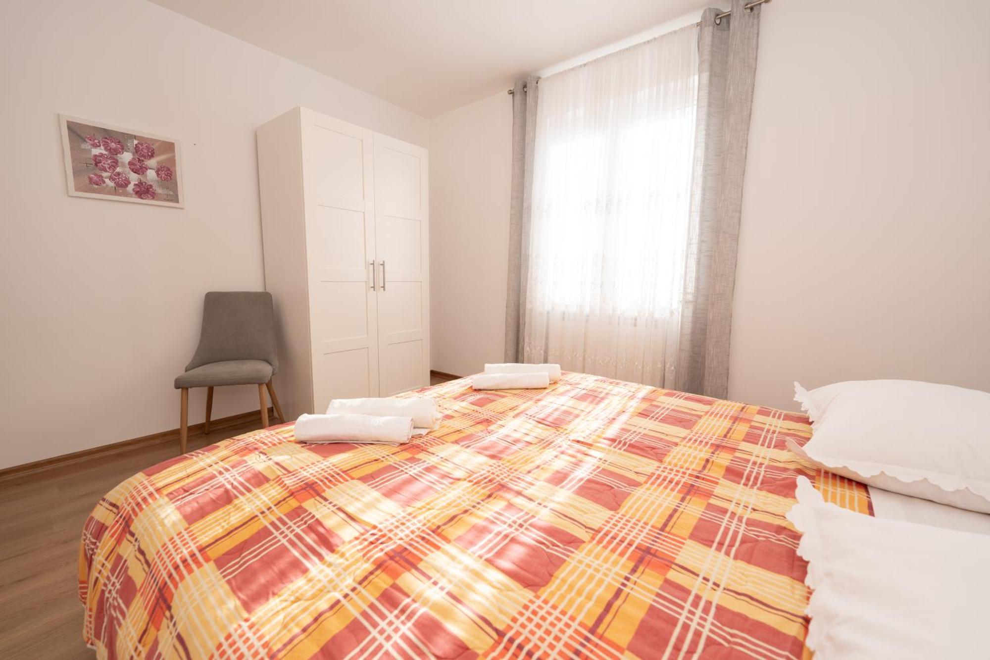 Apartments Biserka Новаля Стая снимка