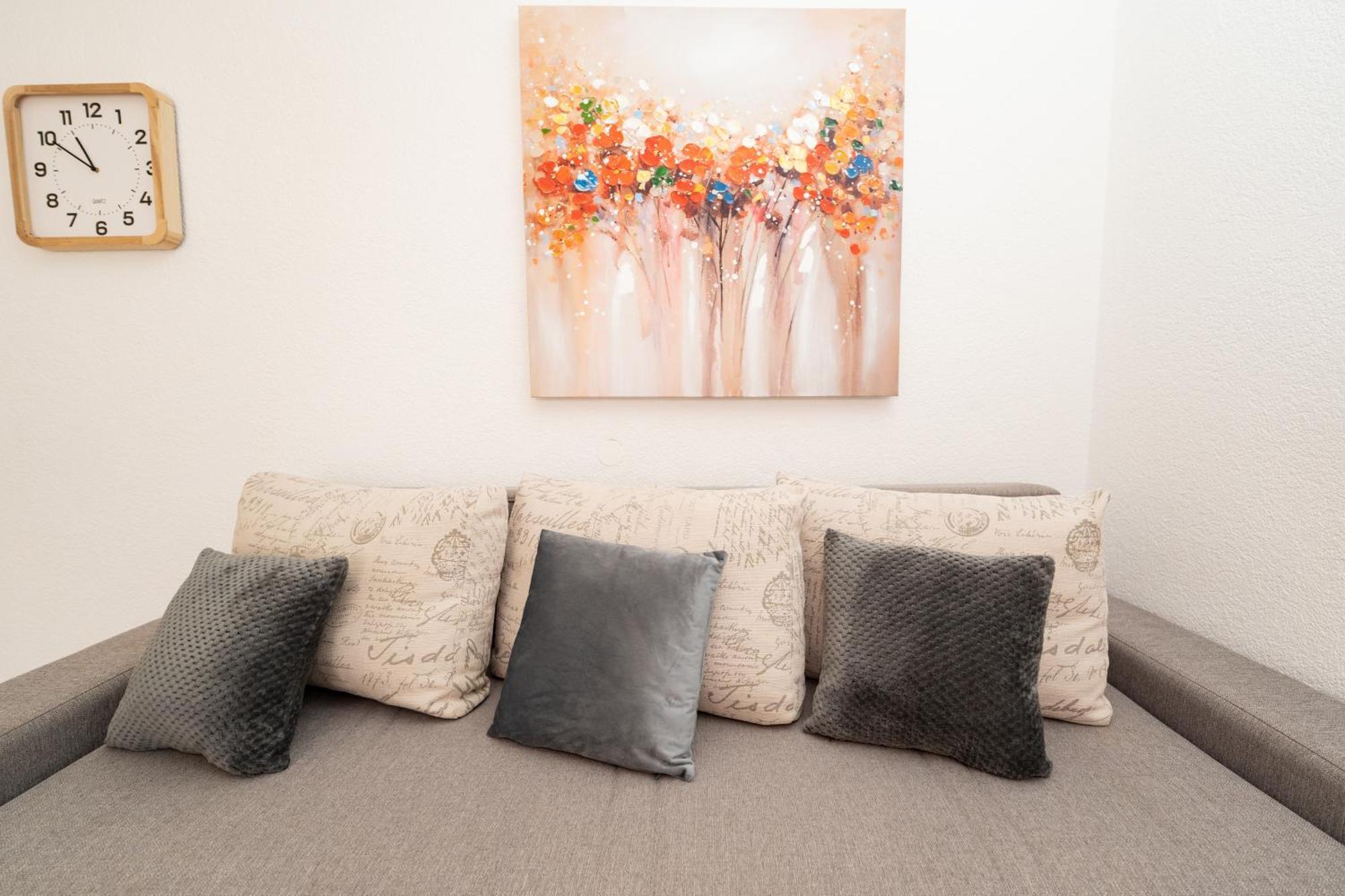 Apartments Biserka Новаля Стая снимка